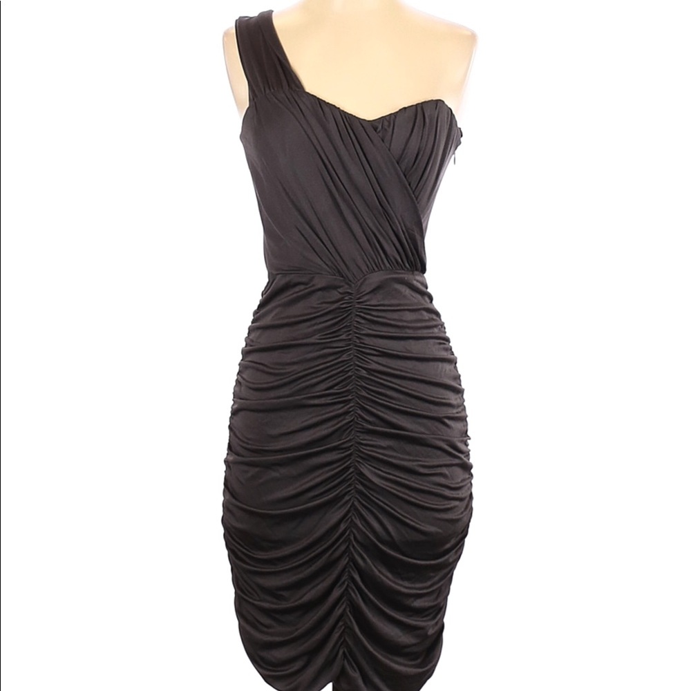 LAILA AZHAR SILK NAVY RUSHED DRESS SIZE M .